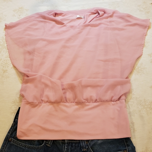Hount light pink butterfly top size M - Picture 3 of 6